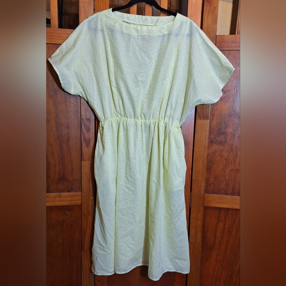 No Brand Dresses & Skirts - Vintage HOMEMADE Light Yellow Polka Dot Midi Dress